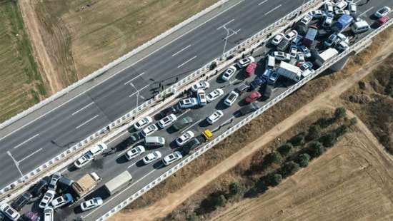 17 killed, 22 injured in road crash in China