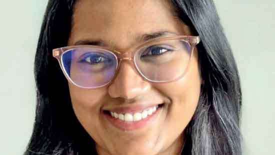 Sri Lankan English teacher in Vietnam wins scholarship from Cambridge experts