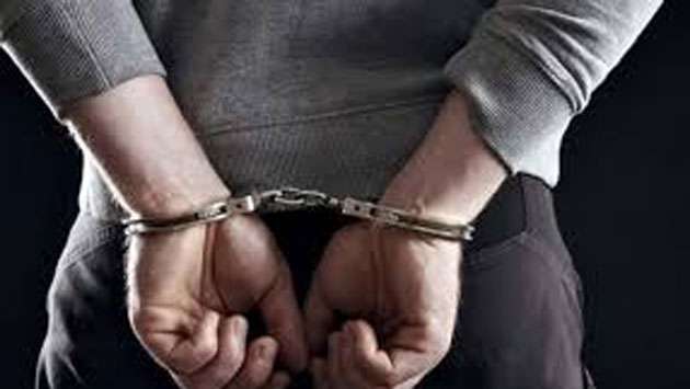 Wharf clerk arrested for soliciting bribe