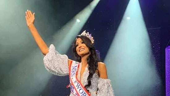 Caroline crowned Mrs. World 2020