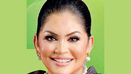 “government has absolutely no experience” – Rosy Senanayake