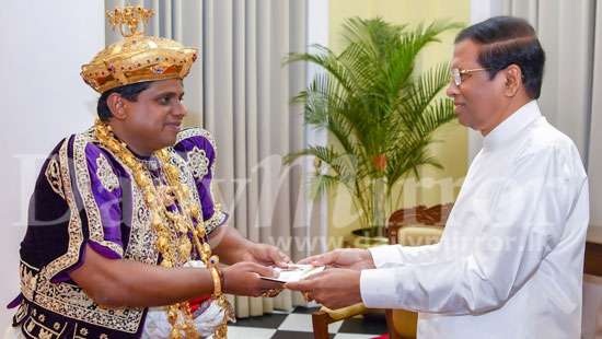 President presented with Esala Perahera Sannasa