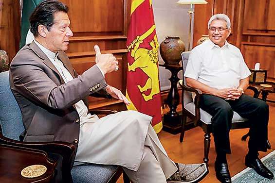 Pakistani PM meets President Rajapaksa