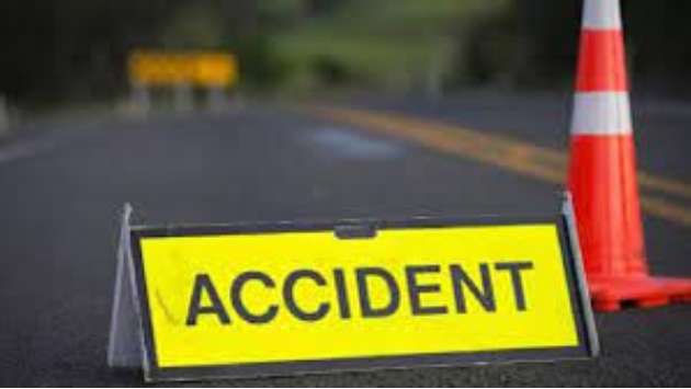Three vehicles collide injuring eleven