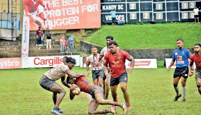 Reds silence Nittawela