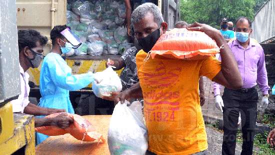 Distributing dry rations…