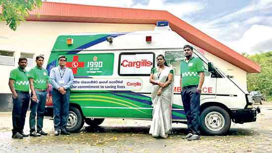 Cargills adopts 2 ambulances for 1990 Suwa Seriya Foundation