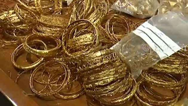 Seized LTTE valuables handed over to Govt. by Army