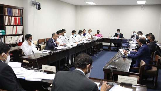 COPE directs SriLankan Airlines to submit business plan within a month