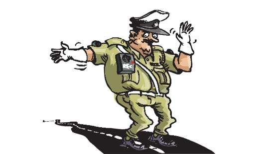 Police to introduce body-worn cameras for all traffic officers