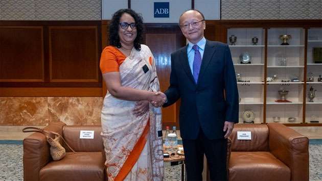 PM Amarasuriya meets ADB officials in Manila