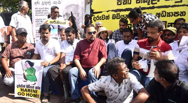 Wimal stages continuous satyagraha