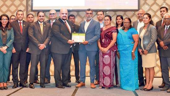 ITC Ratnadipa receives SLTDA 5-Star classification