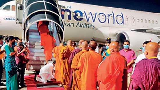 India’s Kushinagar Airport opened by SL Buddhist delegation