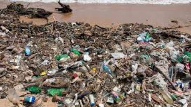 143km of Sri Lanka’s coastline polluted, cleanup to take weeks