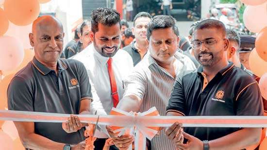 Siyapatha Finance enters Thambuttegama