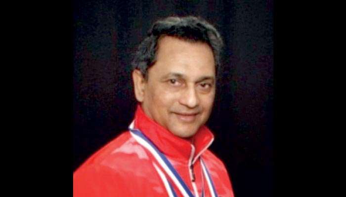 Former badminton player Dharshana for China course  