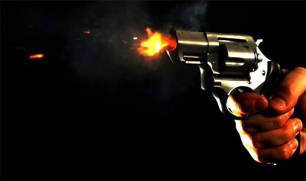 Gunmen miss target, shoot at youth in Dehiwala