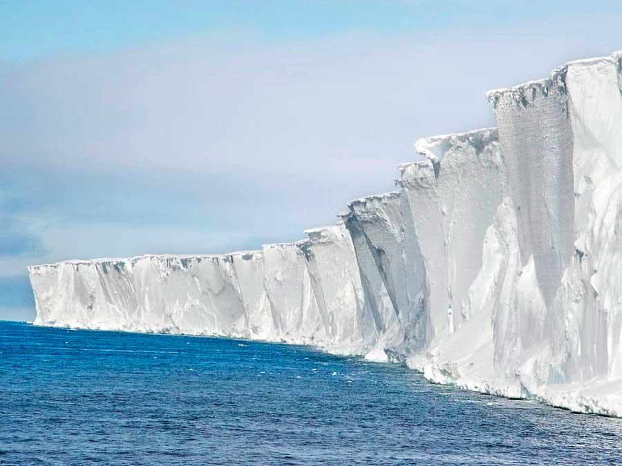Scientists track rapid retreat of Antarctic glacier