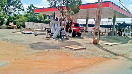 Dambulla tax racketeers  and their white-collar crimes