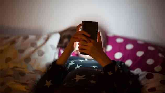 Don’t give children under age 13 smartphones, new research says