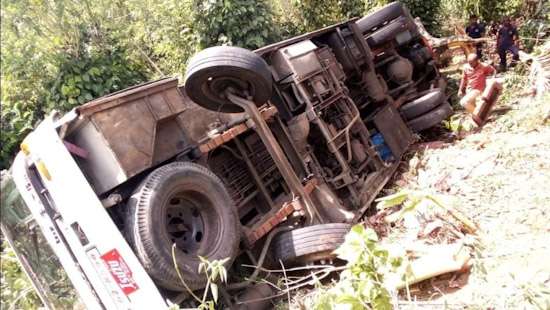 Bus toppled near Nelligala, 26 hospitalised