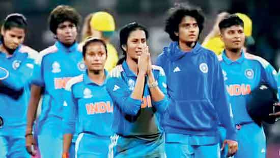 Lopsided: Unbeaten Australia out, thrice beaten India in