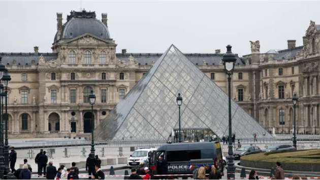 Five new suspects arrested over Louvre jewellery theft