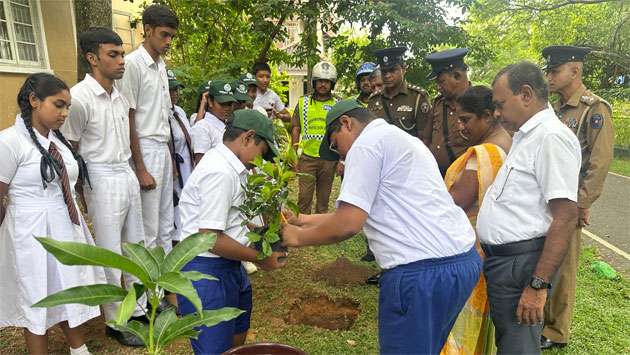 Students, Police unite for greener tomorrow