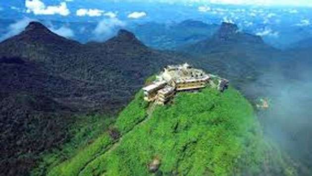 Army launches special operation to clear main access road to Sri Pada