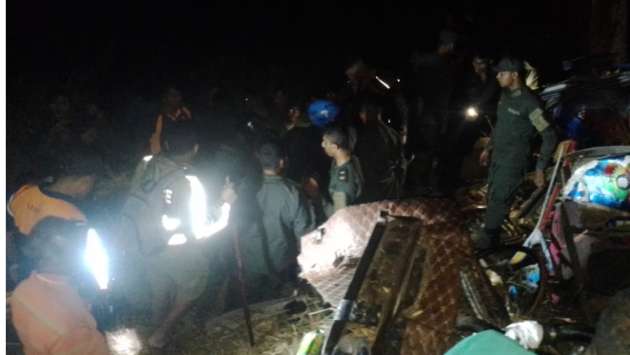 ’’Conductor shouted all to go down and hold tight as brakes fail’’ Ella accident survivor