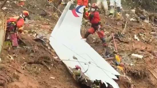 Deadly China plane crash was caused by fuel cut-off, says report