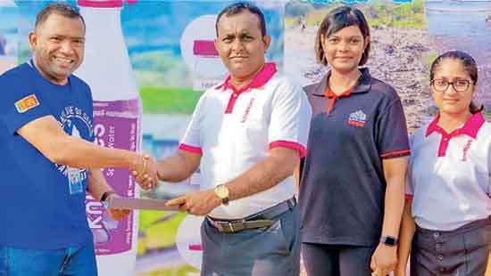 Cargills adopts Crow Island Beach in partnership with Clean Ocean Force Lanka