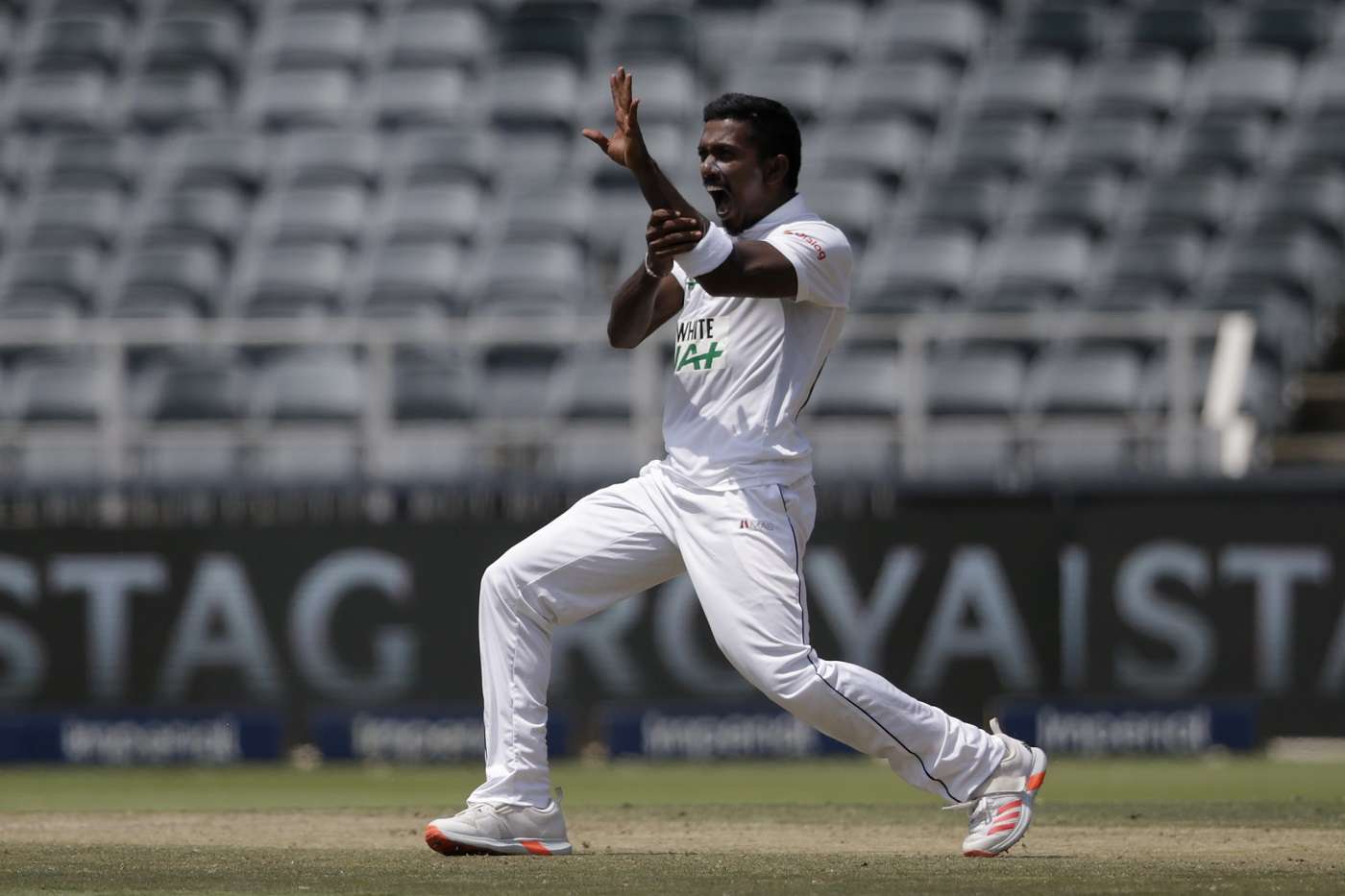 Karunaratne, Fernando give Sri Lanka new lifeline