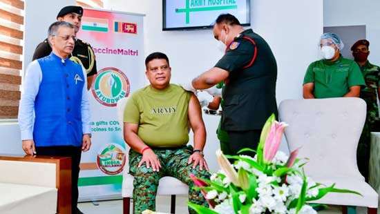 Army Chief last frontline soldier to receive COVID-19 vaccine