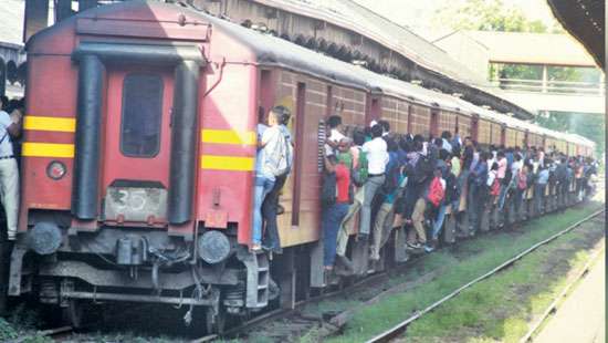 Railway trade union action to continue tomorrow