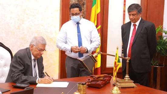 Ranil assumes duties...