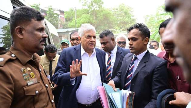 Ranil Wickremesinghe brought before Fort Magistrate’s Court