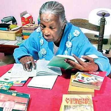 97-Year-Old makes history: earns Master’s Degree in Buddhist Studies