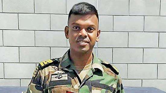 First LANKAN  to earn U.S. Navy SEAL Trident DEAD