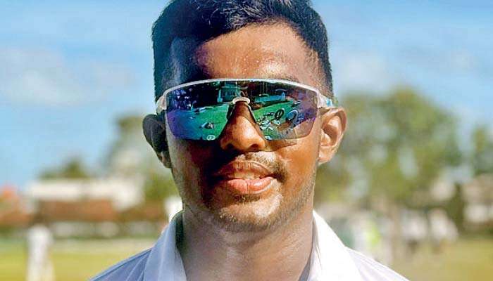 Ex-Peterite Dawatage slams triple ton