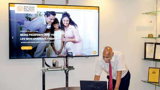 Siyapatha Finance launches improved corporate website