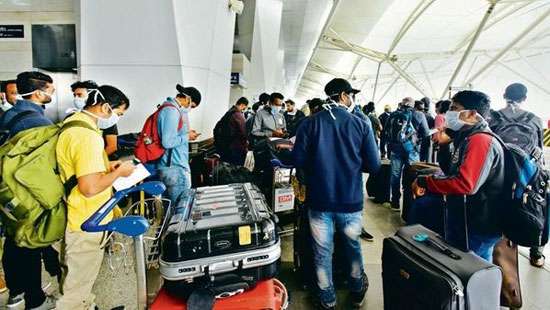 India bans entry of all international commercial passenger flights for one week