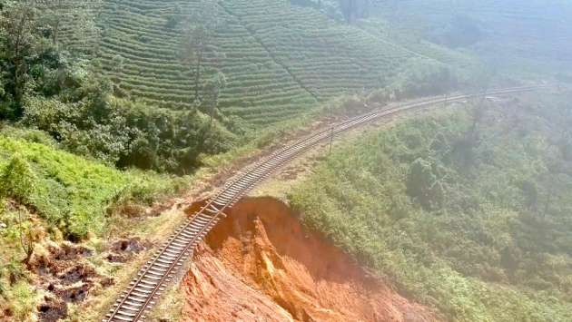 Massive landslides hamper upcountry railway line restoration