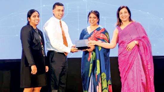 DFCC Bank wins Visa Commercial Solutions Excellence Award