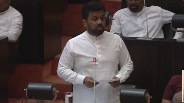 President arrives in Parliament