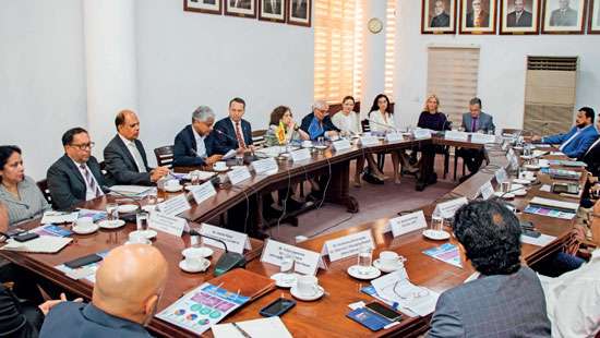 Ceylon Chamber hosts Polish FM-led EU delegation