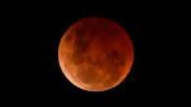 Sri Lankans to witness rare ‘Blood Moon’ on September 7