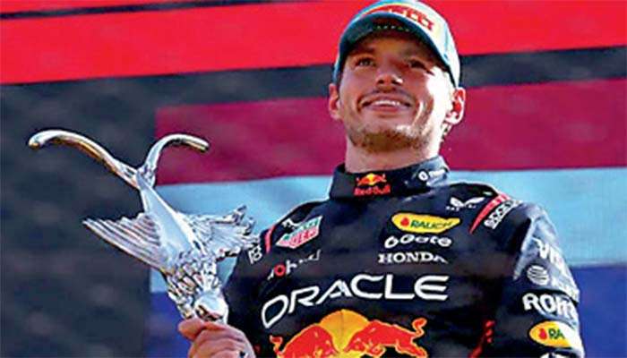 Piastri told to let Norris past as Verstappen wins