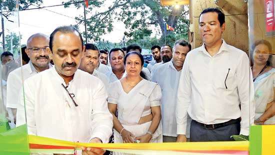 People’s Bank installs ATM in Jaya Shri Maha Bodhi upper sanctum